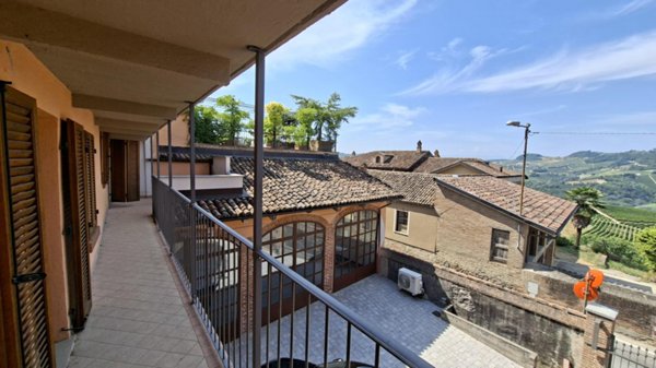 appartamento in affitto a Serralunga d'Alba