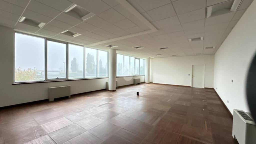 ufficio in affitto a Sommariva del Bosco