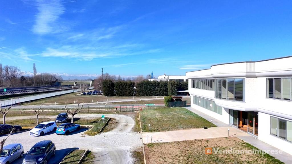 capannone in affitto a Sommariva del Bosco