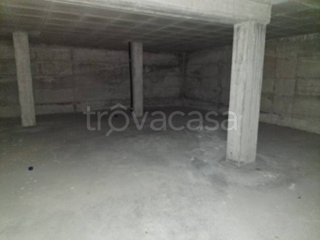 locale commerciale in affitto a Villanova Mondovì