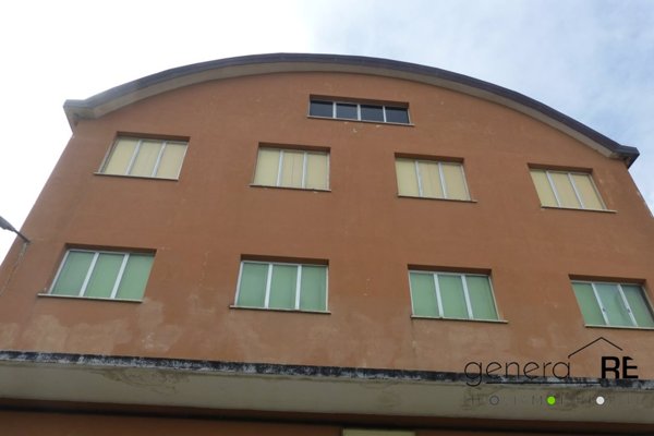 locale commerciale in affitto ad Alanno