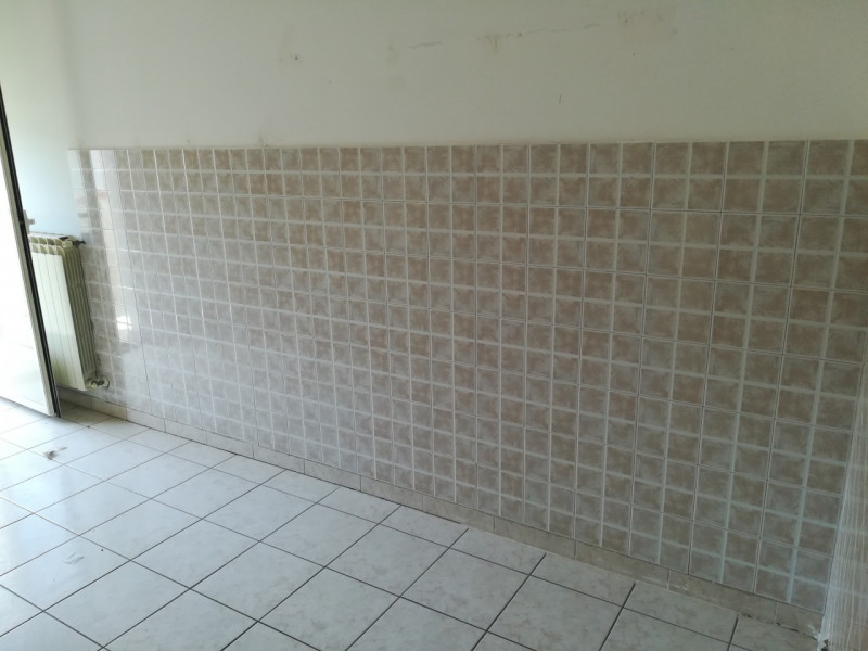 appartamento in affitto a Cappelle sul Tavo
