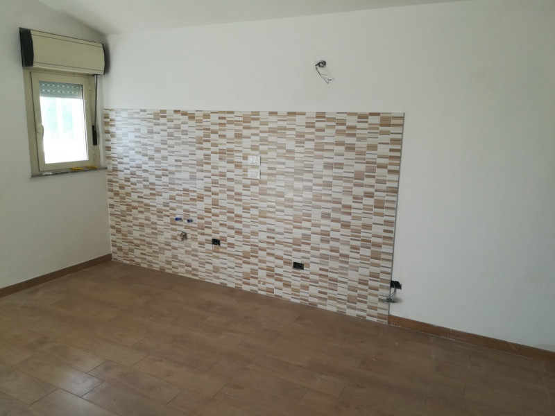 appartamento in affitto a Cappelle sul Tavo