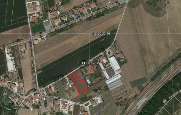 terreno edificabile in affitto a Cepagatti in zona Villareia