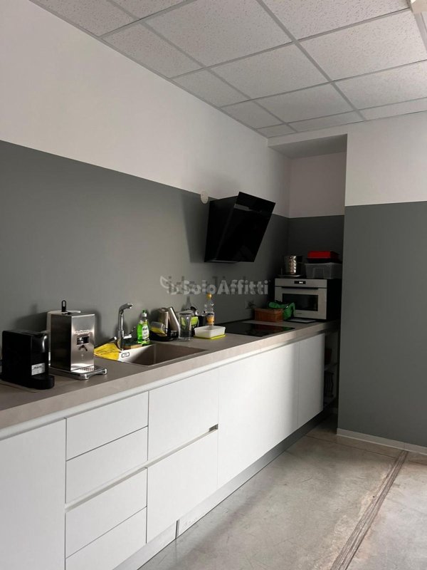 ufficio in affitto a Cepagatti in zona Villanova