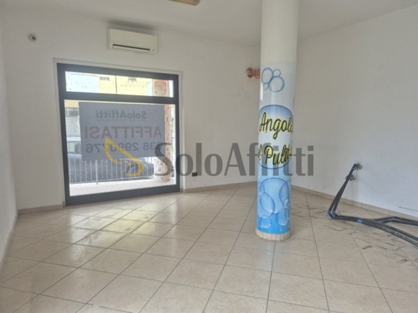negozio in affitto a Cepagatti