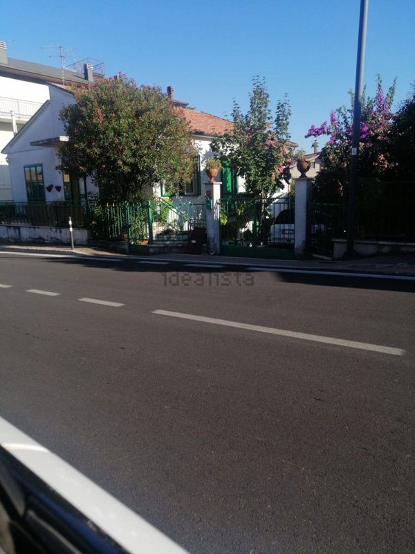 casa indipendente in affitto a Cepagatti