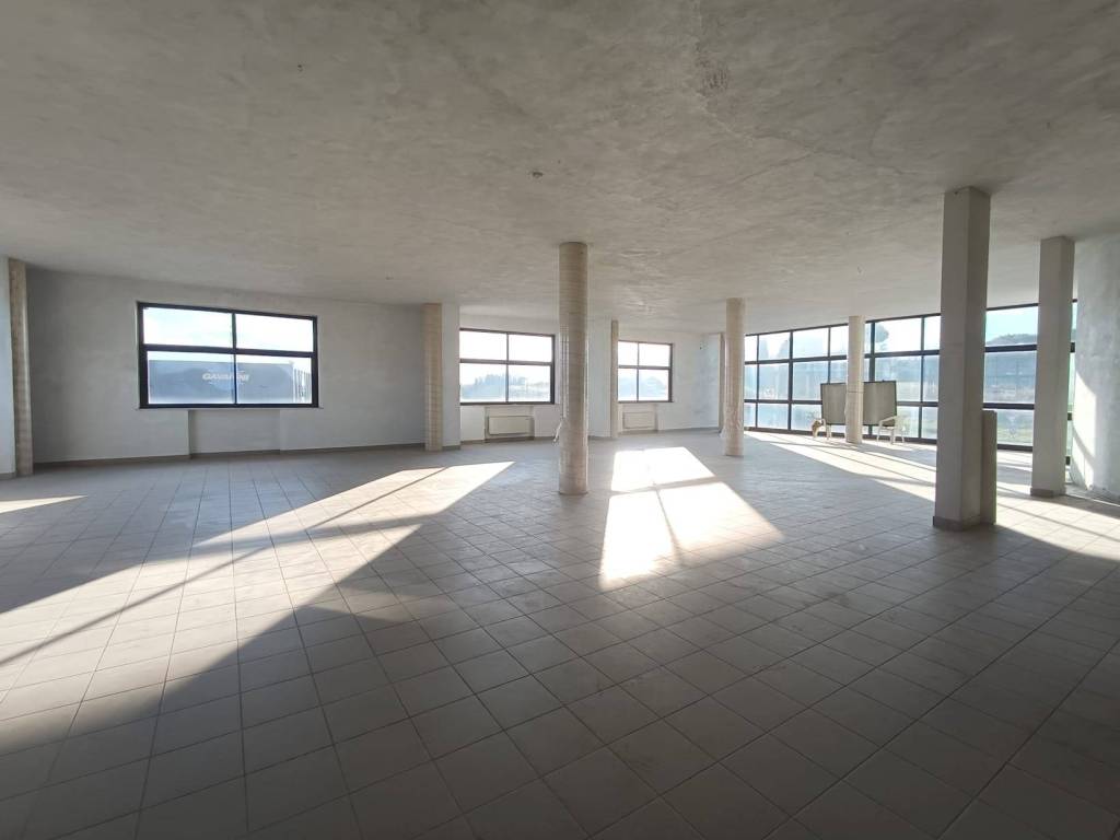 ufficio in affitto a Città Sant'Angelo