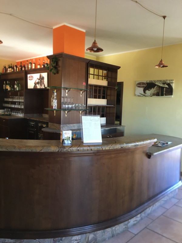 negozio in affitto a Città Sant'Angelo in zona Fonte Umano