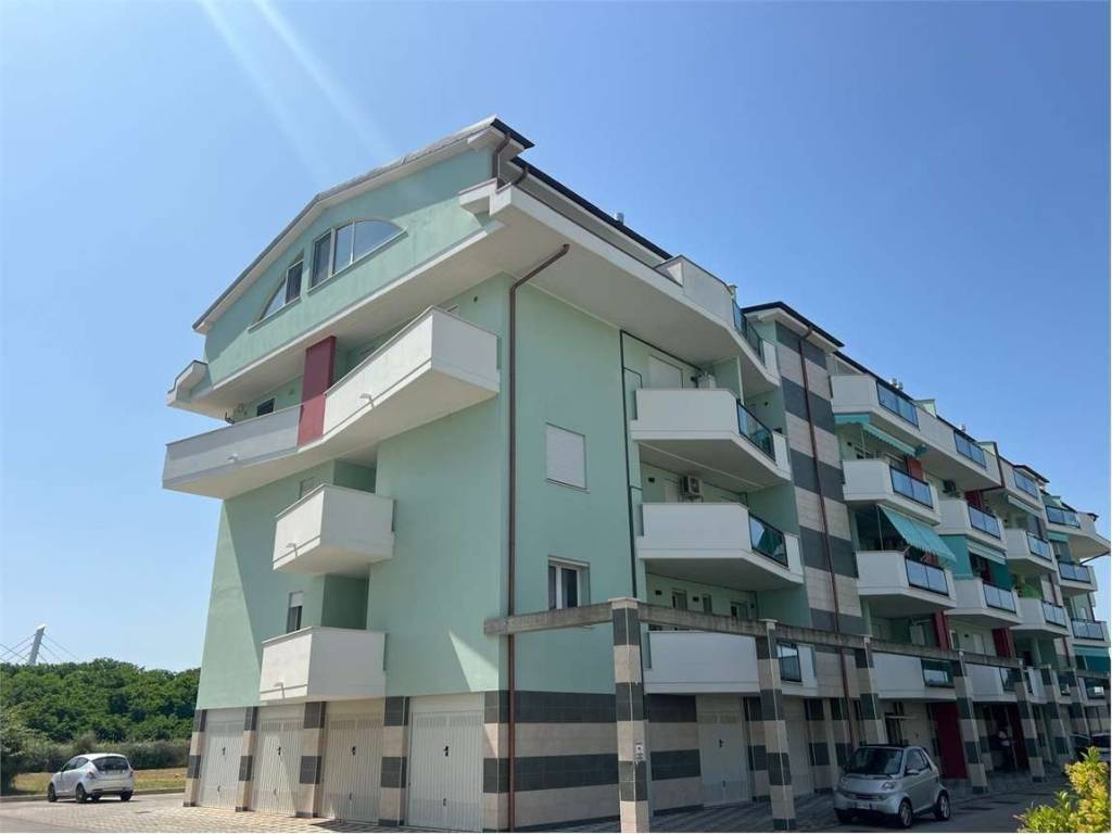 appartamento in affitto a Città Sant'Angelo