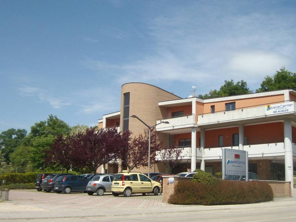 ufficio in affitto ad Elice