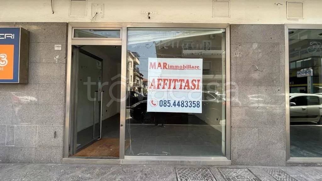 negozio in affitto a Montesilvano