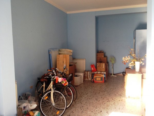 locale commerciale in affitto a Montesilvano