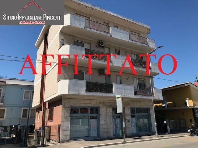 negozio in affitto a Montesilvano