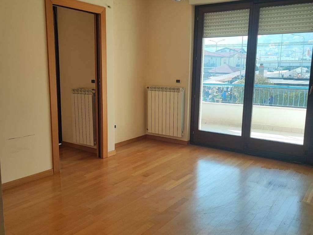 ufficio in affitto a Montesilvano