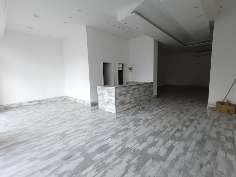 locale commerciale in affitto a Montesilvano in zona Villa Carmine