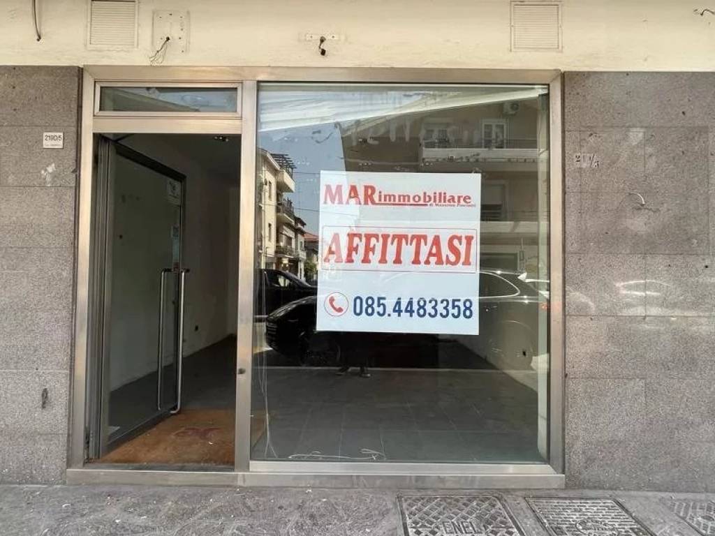 negozio in affitto a Montesilvano