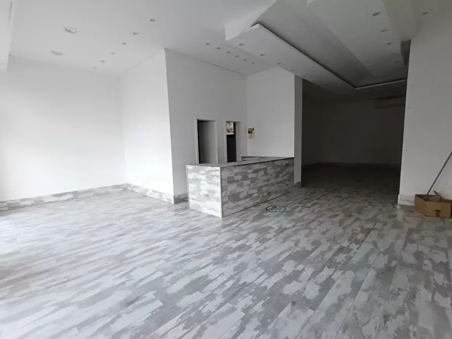 negozio in affitto a Montesilvano