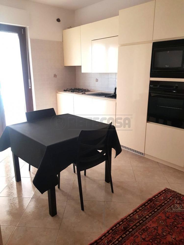 appartamento in affitto a Montesilvano in zona Villa Carmine