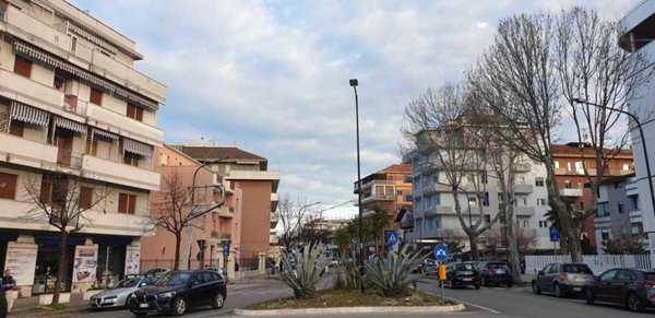 appartamento in affitto a Pescara in zona Pineta