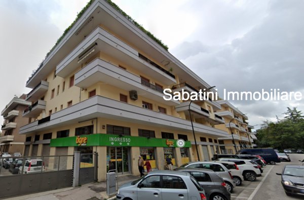 locale commerciale in affitto a Pescara in zona Ospedale