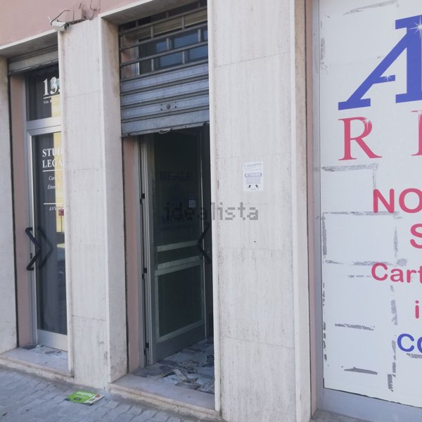 trivano in affitto a Pescara in zona Ospedale