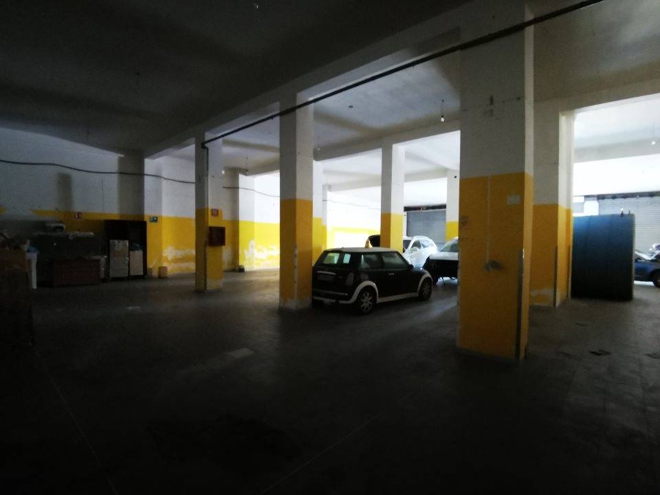locale commerciale in affitto a Pescara
