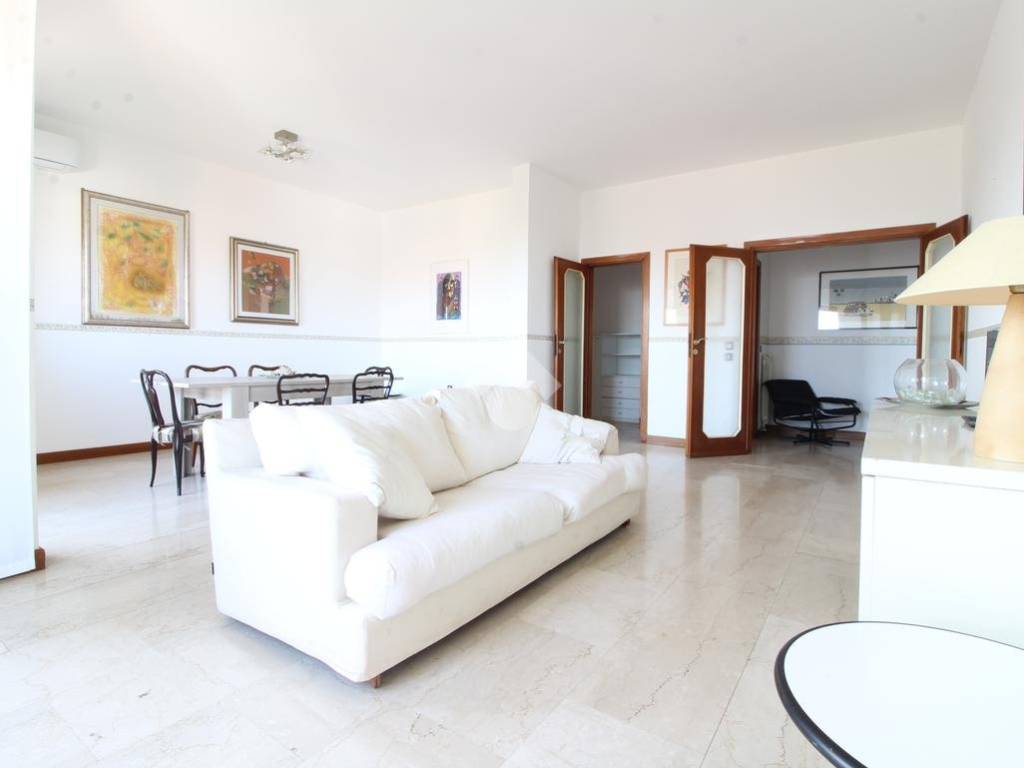appartamento in affitto a Pescara in zona Centro Città