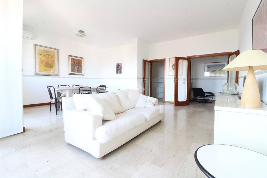 appartamento in affitto a Pescara in zona Centro Città