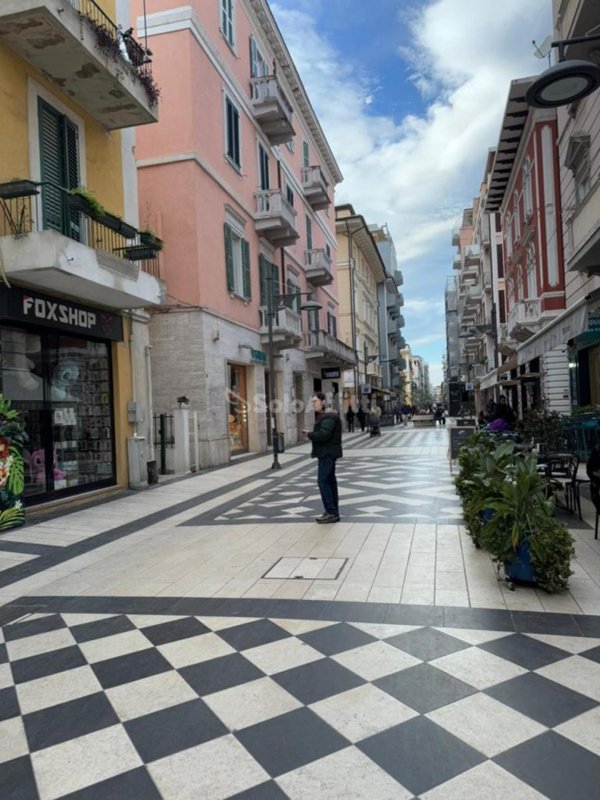 appartamento in affitto a Pescara in zona Centro Città