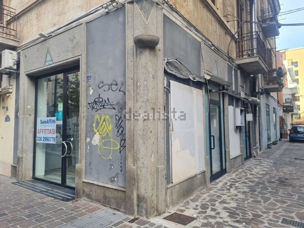 locale commerciale in affitto a Pescara