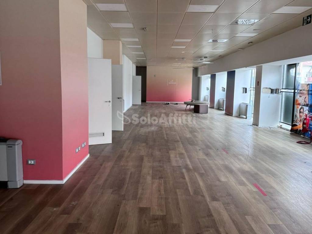 ufficio in affitto a Pescara in zona Porta Nuova