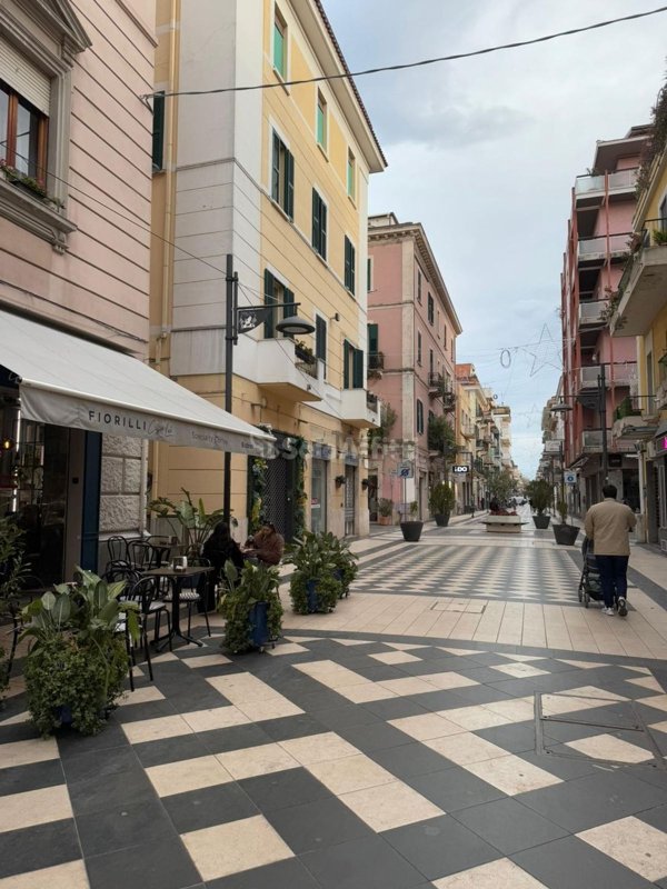 locale commerciale in affitto a Pescara in zona Centro Città