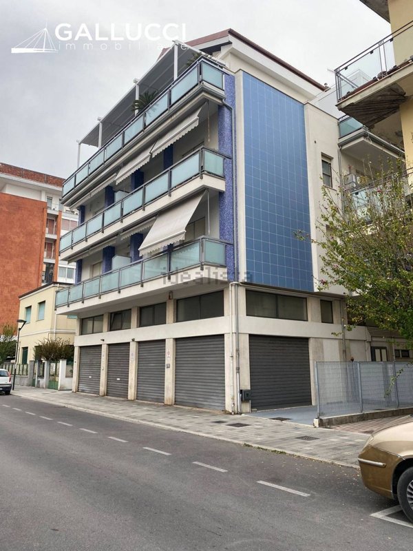 appartamento in affitto a Pescara in zona Centro Città