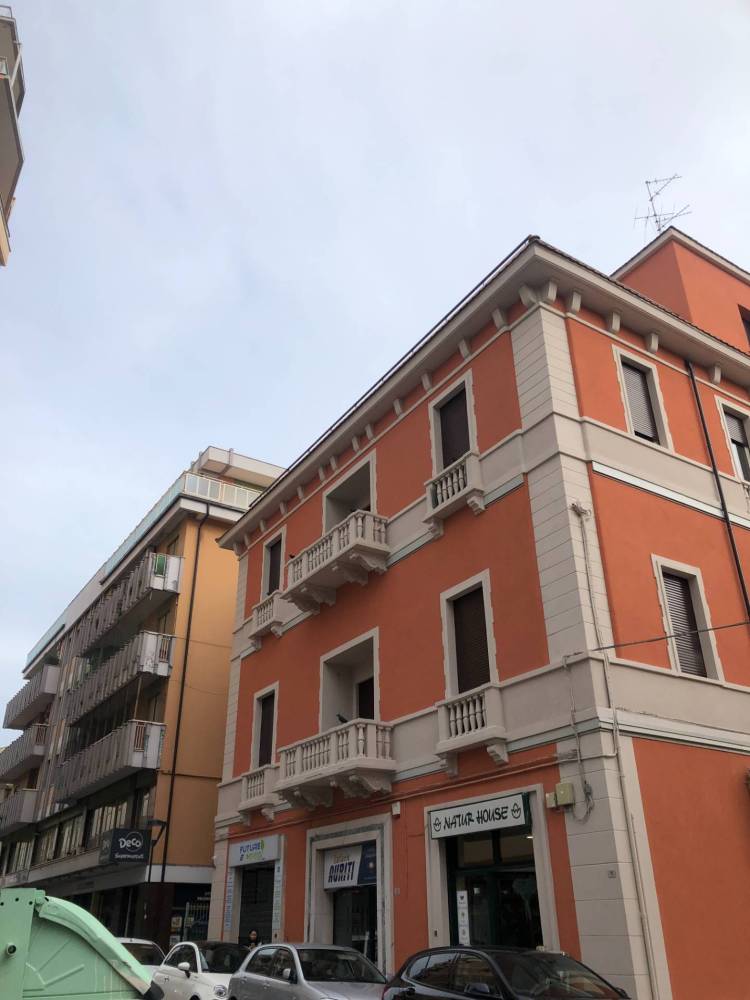 locale commerciale in affitto a Pescara in zona Centro Città