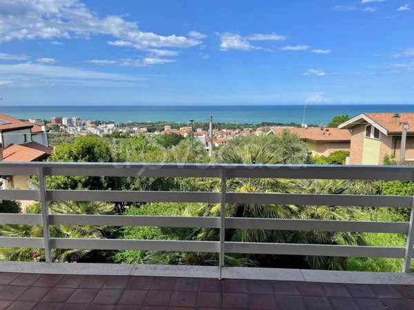 casa indipendente in affitto a Pescara in zona Colle Scorrano