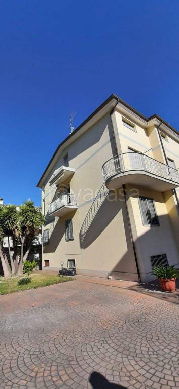 appartamento in affitto a Pescara in zona Duca degli Abruzzi