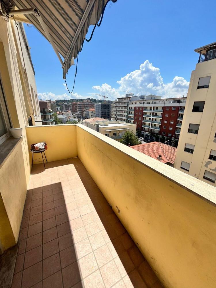 appartamento in affitto a Pescara in zona Porta Nuova