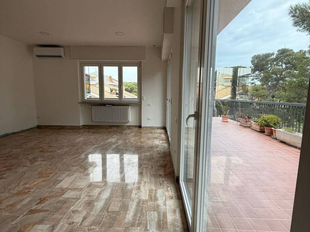 appartamento in affitto a Pescara in zona Pineta