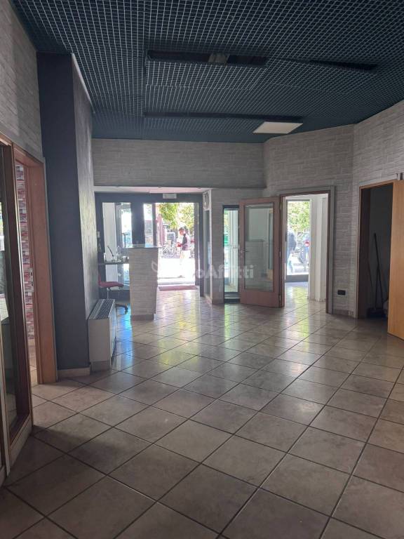 negozio in affitto a Pescara