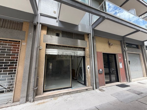 locale commerciale in affitto a Pescara