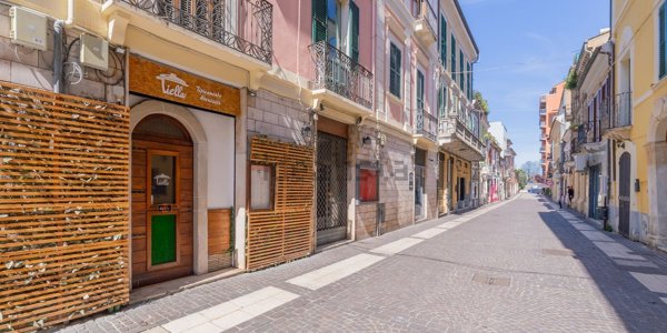 negozio in affitto a Pescara