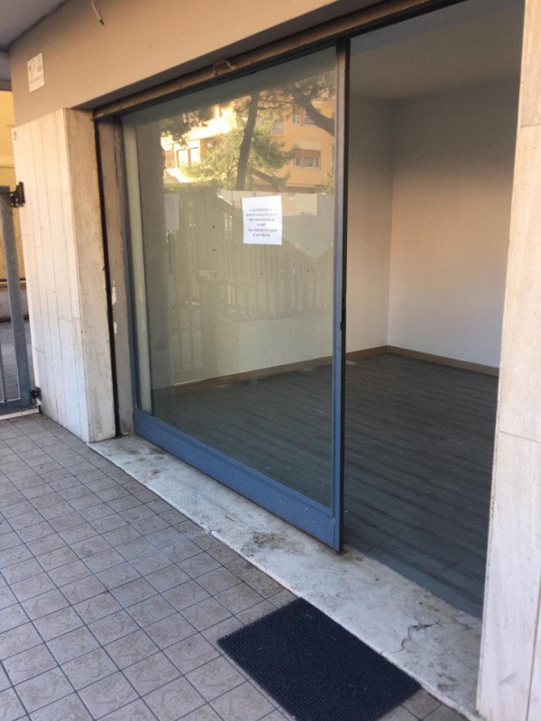 ufficio in affitto a Pescara in zona Kennedy