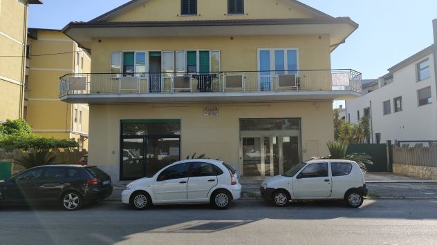 locale commerciale in affitto a Pescara in zona Porta Nuova
