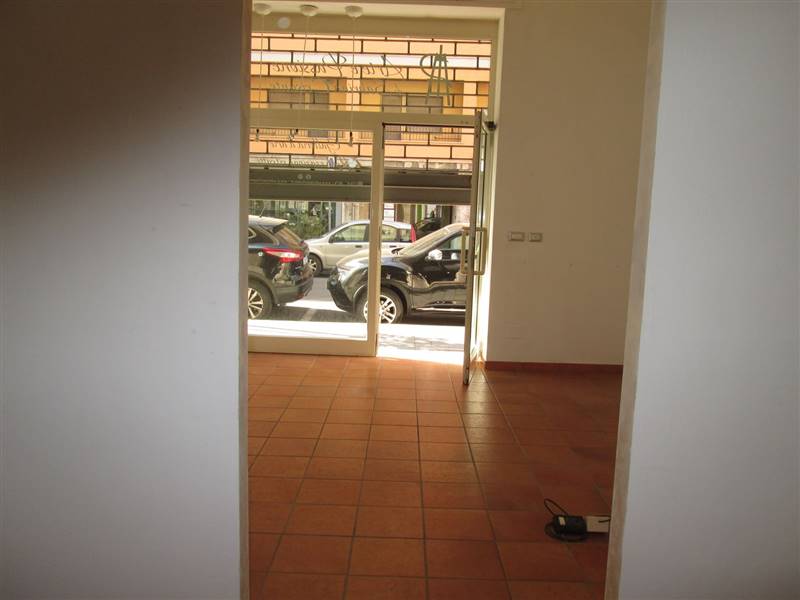 locale commerciale in affitto a Pescara in zona Centro Città