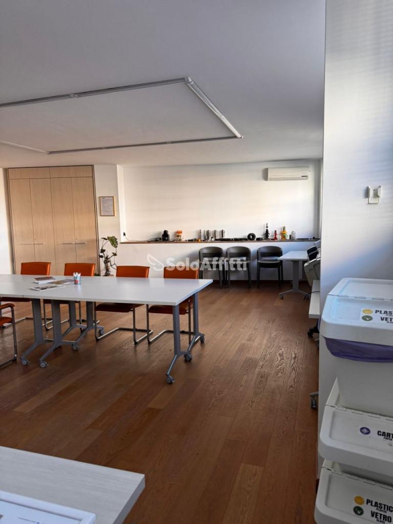 ufficio in affitto a Pescara in zona Porta Nuova