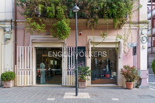 negozio in affitto a Pescara