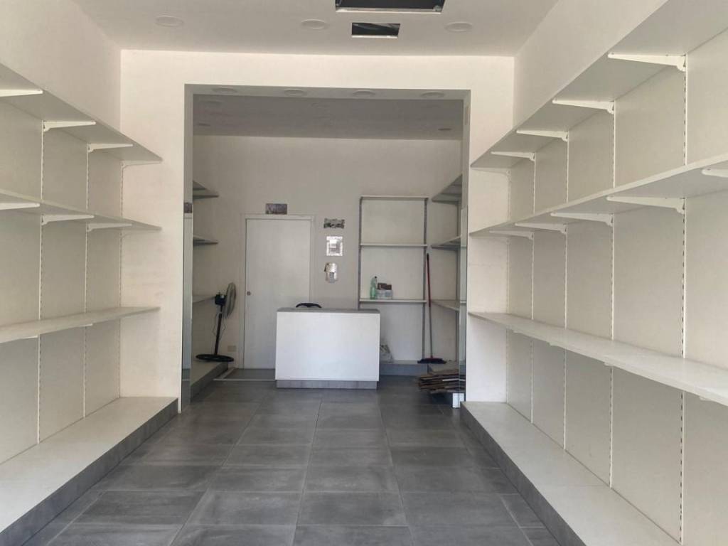 negozio in affitto a Pescara