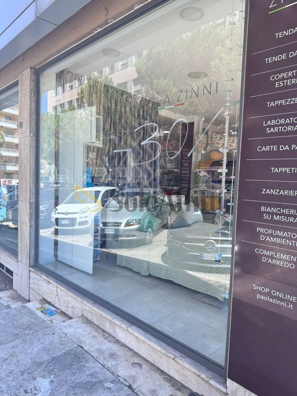 locale commerciale in affitto a Pescara
