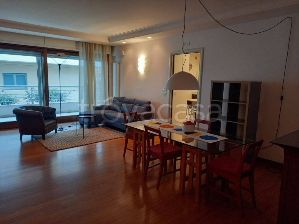 appartamento in affitto a Pescara in zona Centro Città